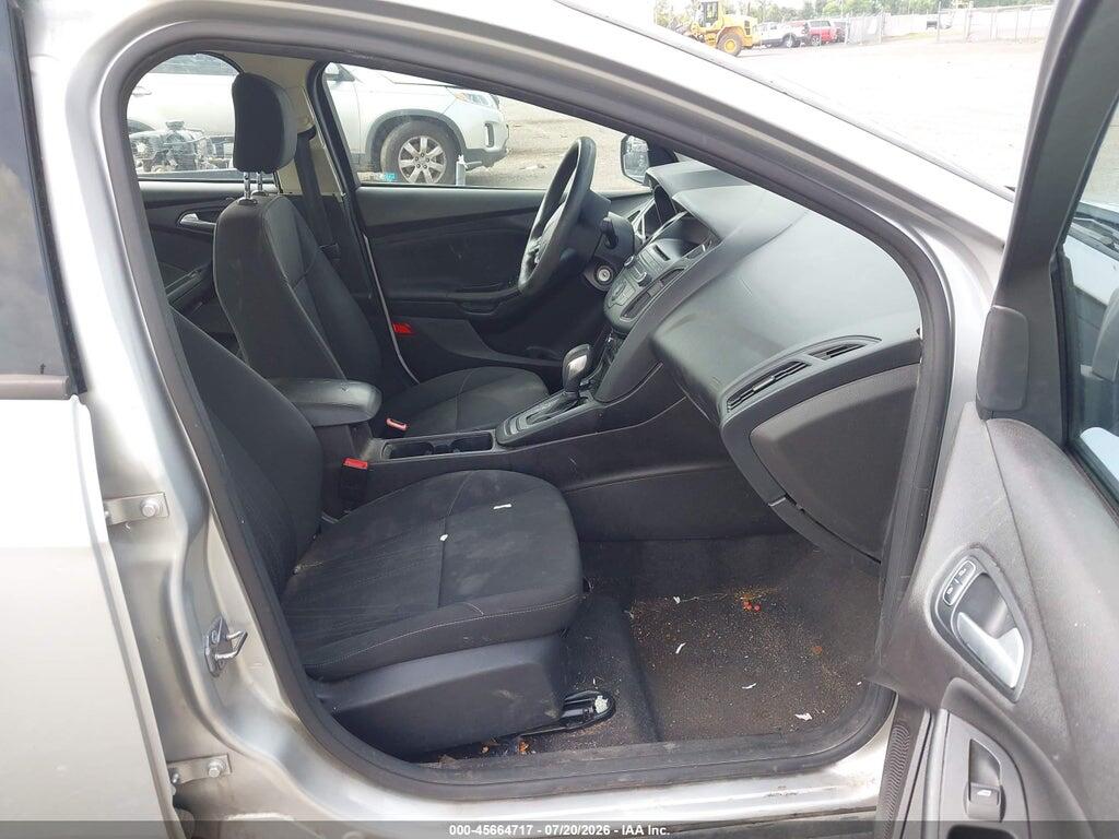 1FADP3F25HL266377 2017 FORD FOCUS photo no. 5