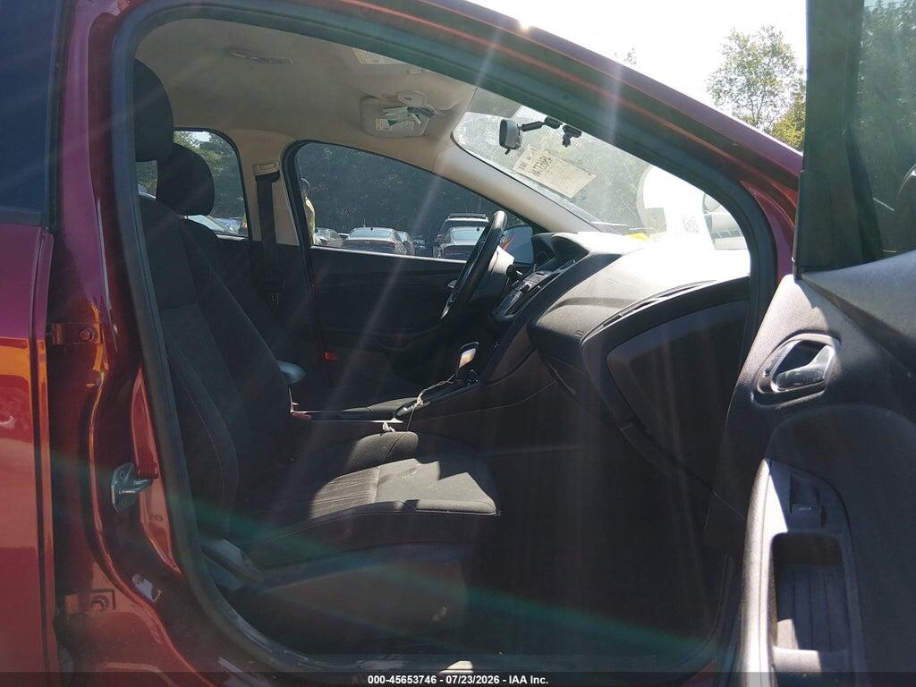 1FADP3F28HL335398 2017 FORD FOCUS photo no. 5