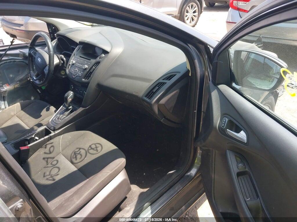 1FADP3F2XHL227414 2017 FORD FOCUS photo no. 5