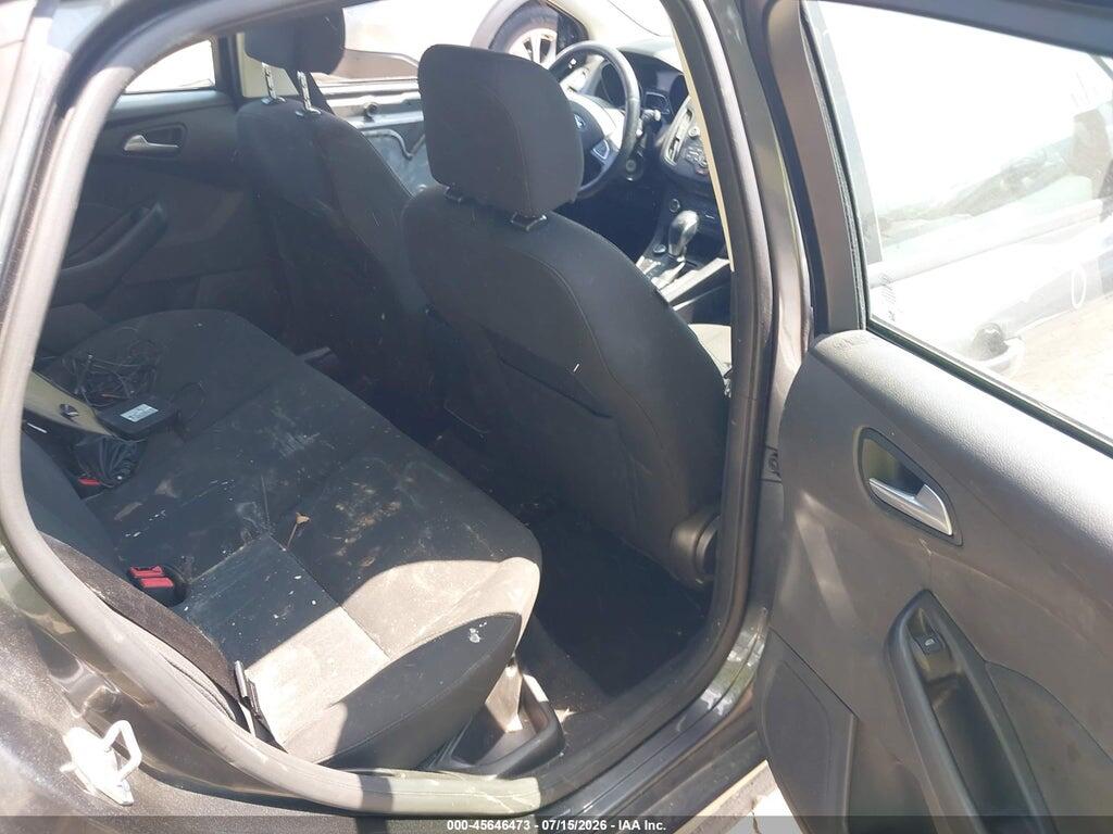 1FADP3F2XHL227414 2017 FORD FOCUS photo no. 8