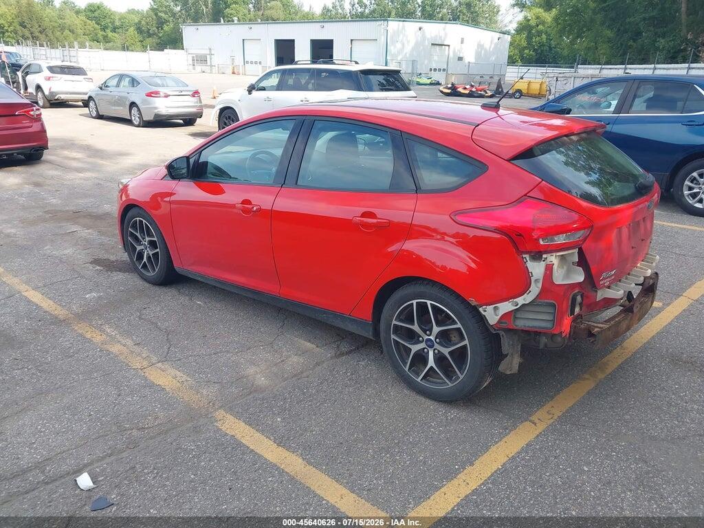 1FADP3M23HL299011 2017 FORD FOCUS photo no. 3