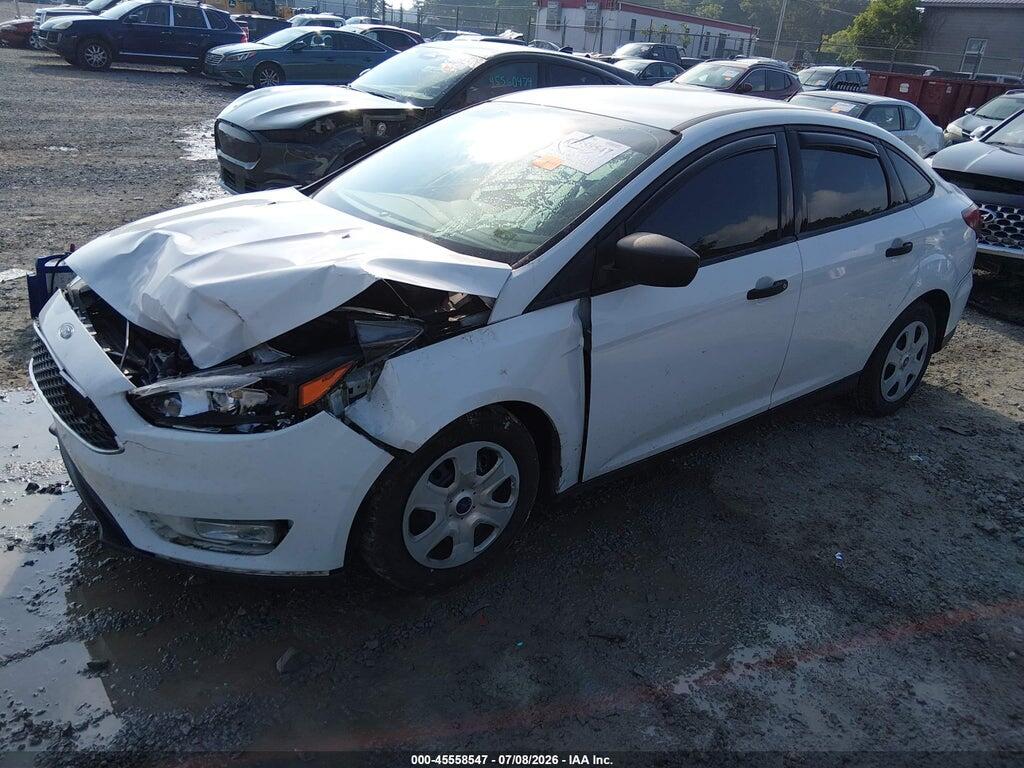 1FADP3E22HL307310 2017 FORD FOCUS photo no. 2