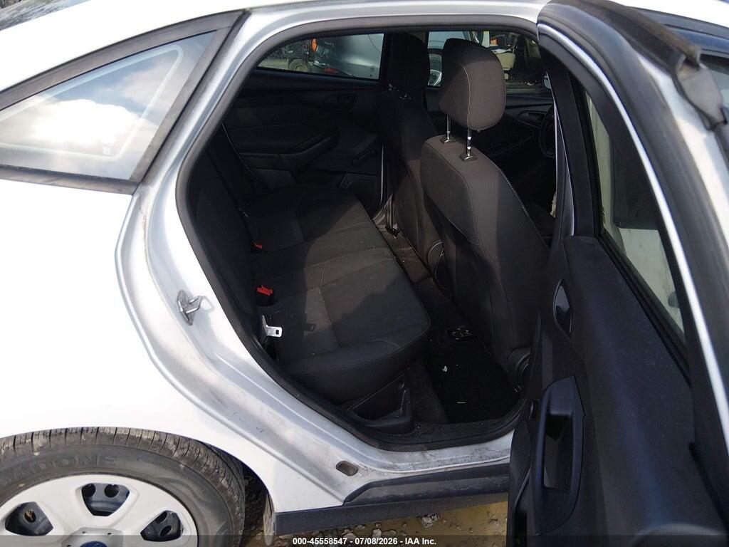 1FADP3E22HL307310 2017 FORD FOCUS photo no. 8