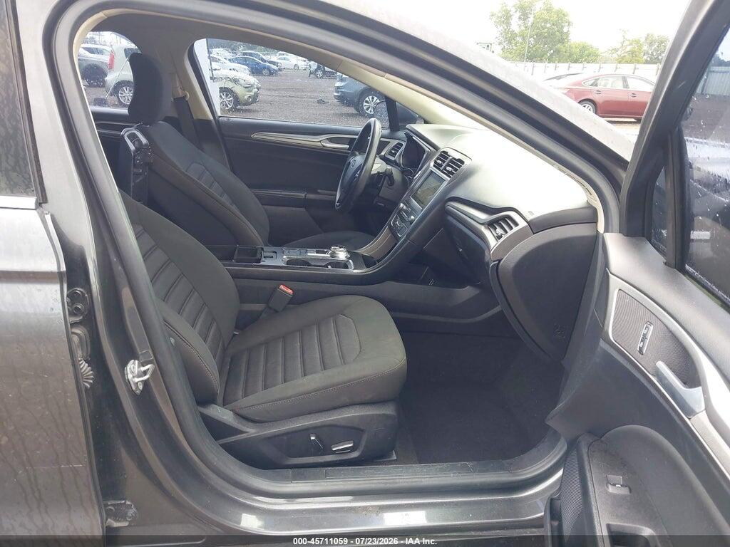 3FA6P0HDXKR161168 2019 FORD FUSION photo no. 5