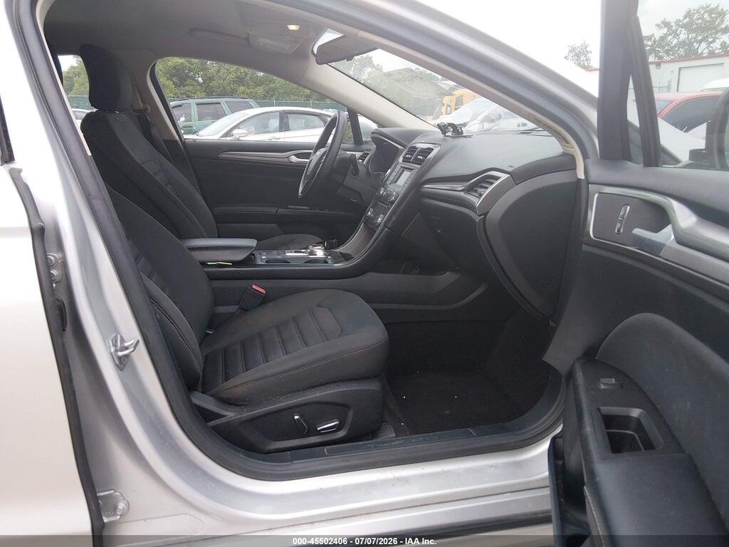 3FA6P0H77HR220034 2017 FORD FUSION photo no. 5