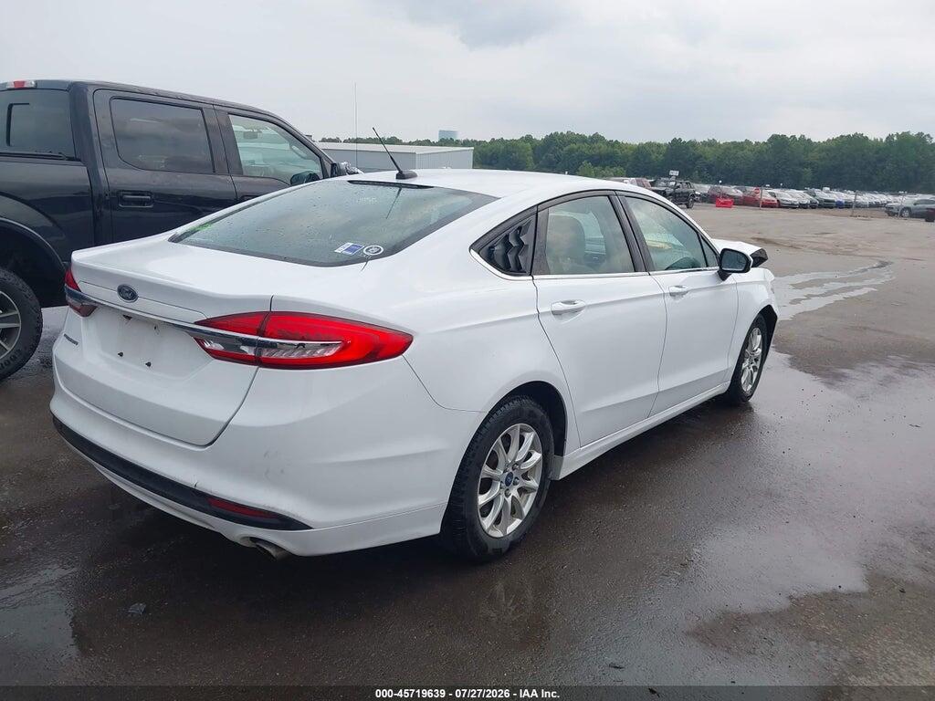 3FA6P0G76HR102400 2017 FORD FUSION photo no. 4