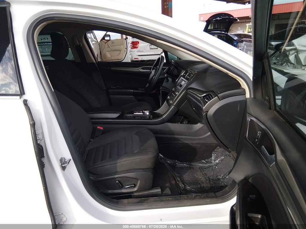 3FA6P0H72HR202203 2017 FORD FUSION photo no. 5