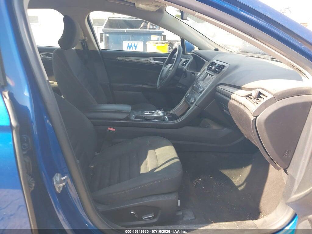 3FA6P0H77HR394086 2017 FORD FUSION photo no. 5