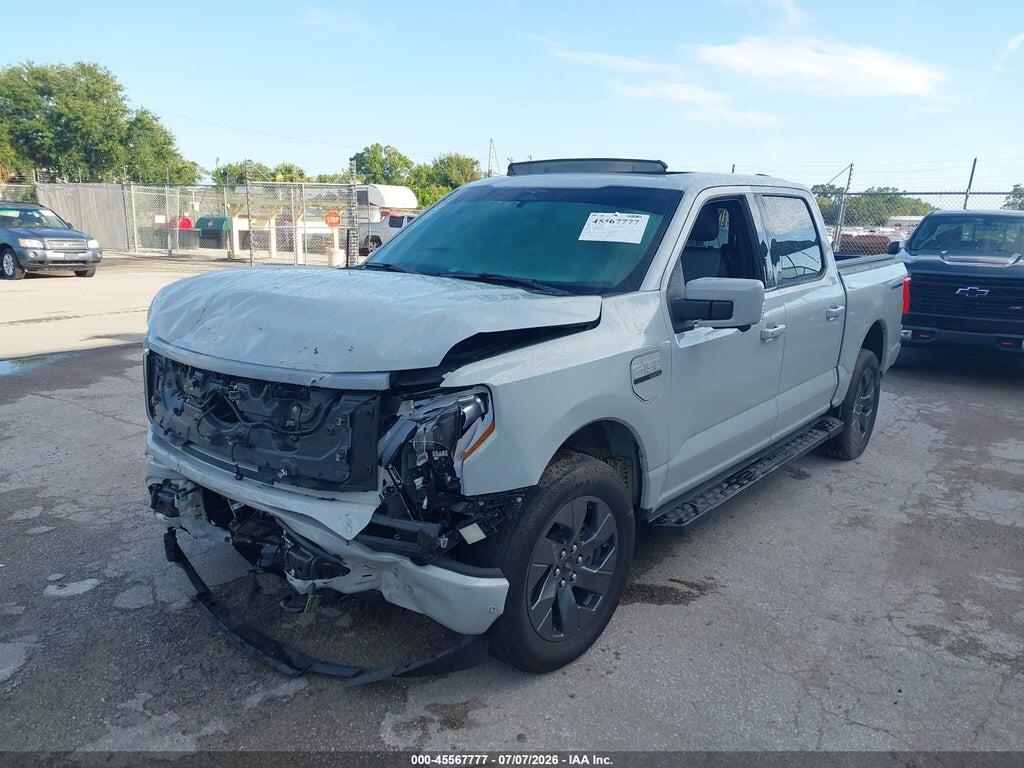 1FTVW1EV0PWG29375 2023 FORD F-150 LIGHTNING photo no. 2