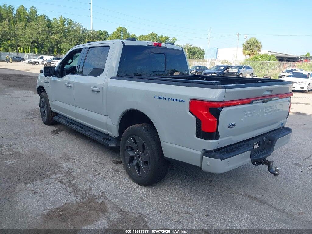 1FTVW1EV0PWG29375 2023 FORD F-150 LIGHTNING photo no. 3