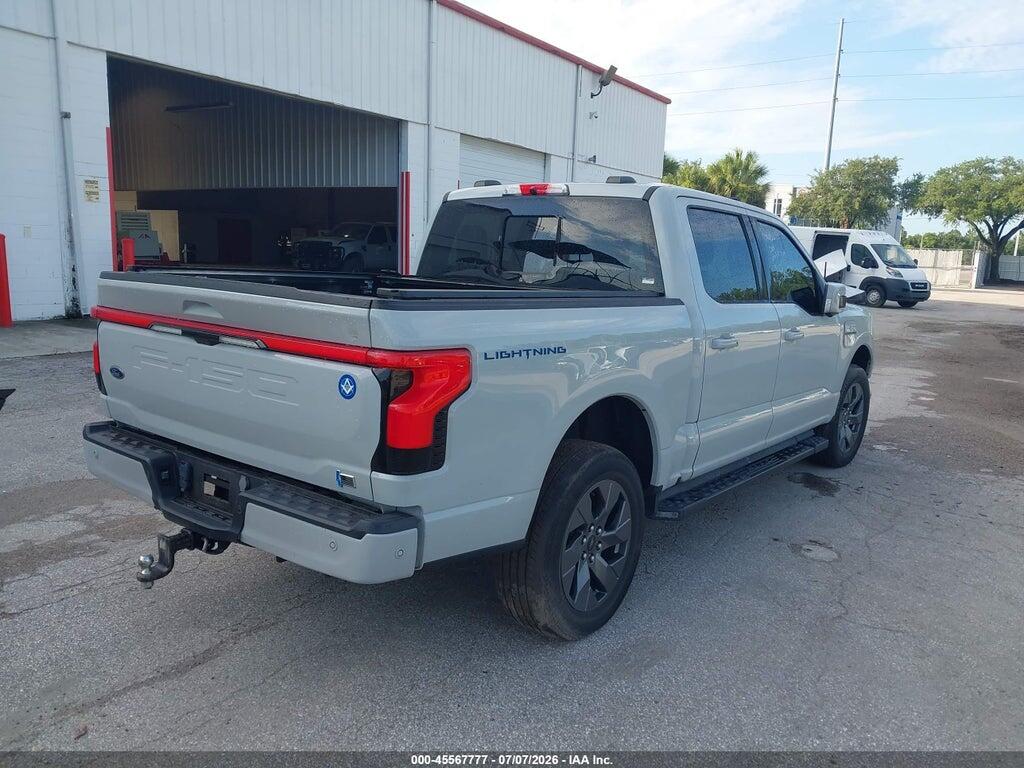 1FTVW1EV0PWG29375 2023 FORD F-150 LIGHTNING photo no. 4