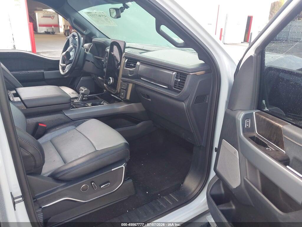 1FTVW1EV0PWG29375 2023 FORD F-150 LIGHTNING photo no. 5