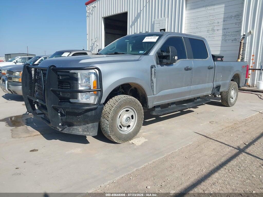 1FT7W2BA9PEE01476 2023 FORD F-250 photo no. 2
