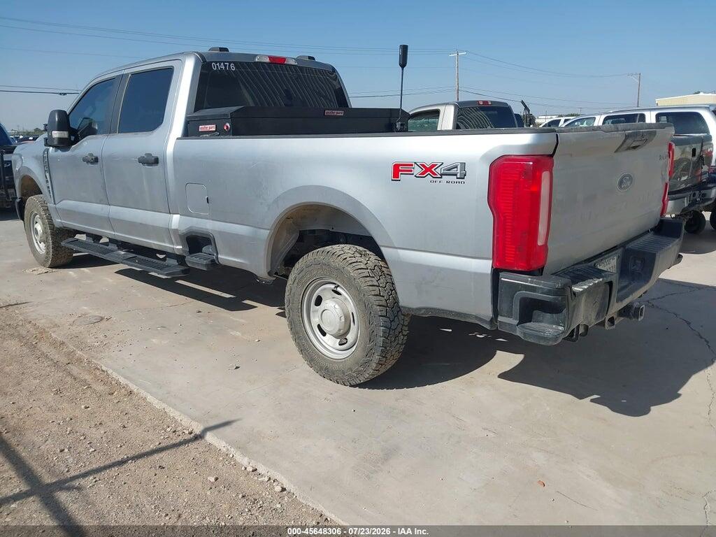 1FT7W2BA9PEE01476 2023 FORD F-250 photo no. 3