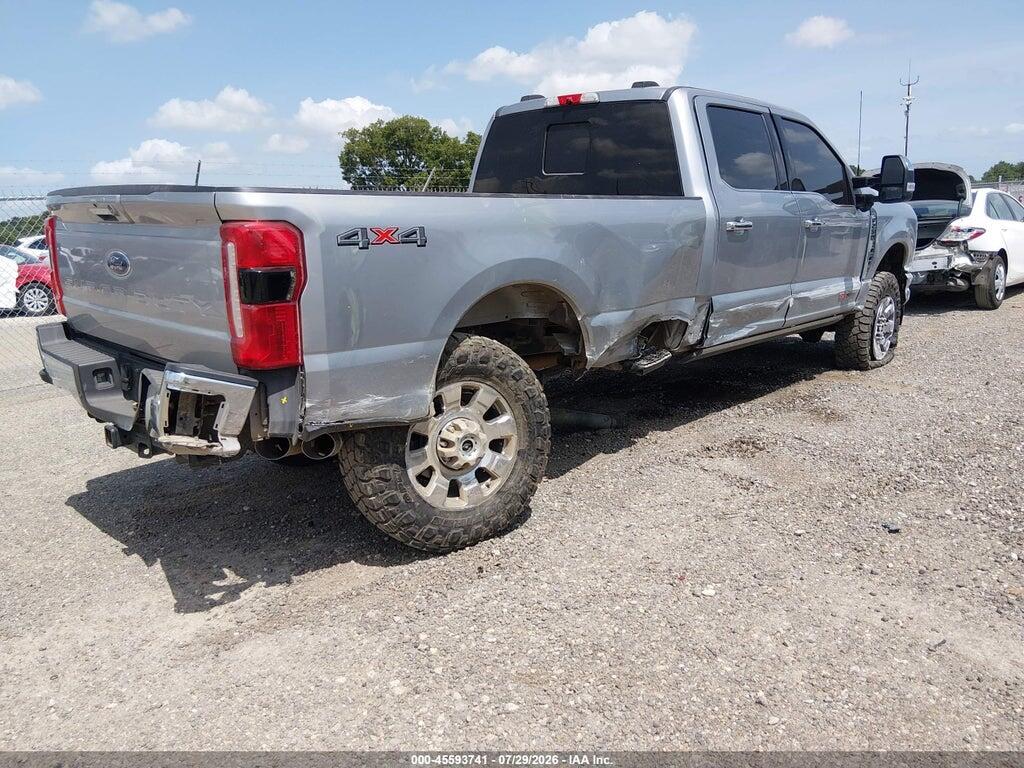 1FT8W2BMXPEC80150 2023 FORD F-250 photo no. 4