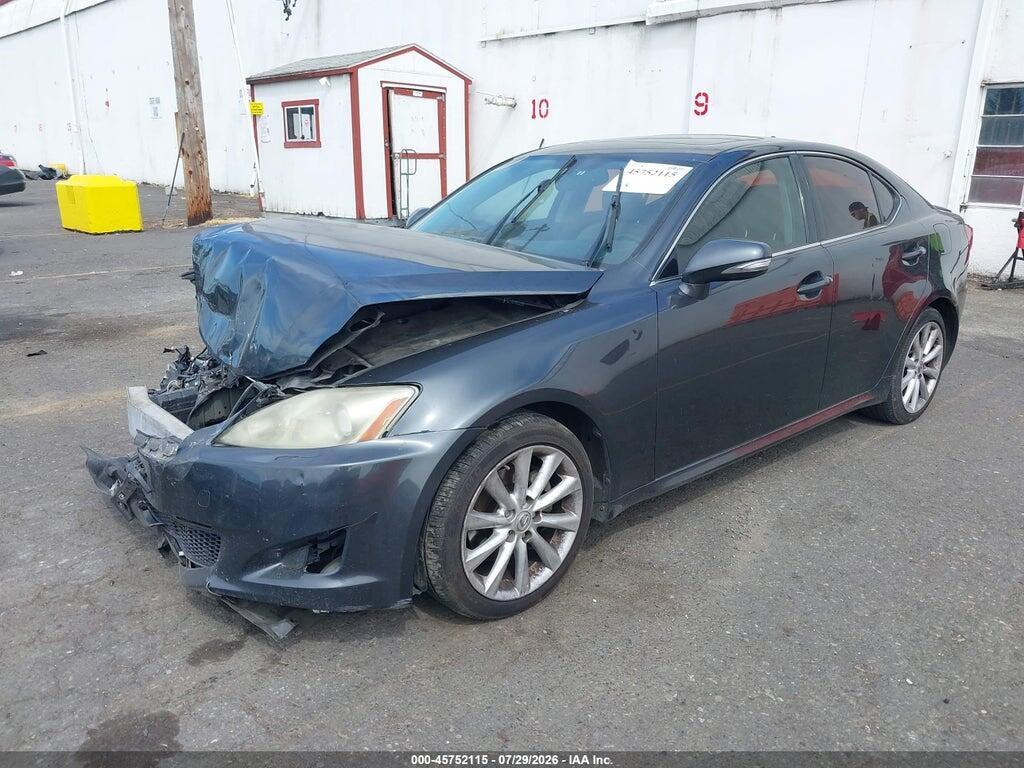 JTHBF5C20A2098761 2010 LEXUS IS 250 photo no. 2