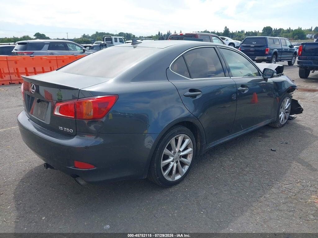 JTHBF5C20A2098761 2010 LEXUS IS 250 photo no. 4