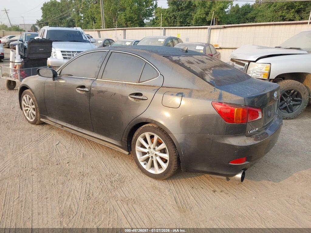 JTHBF5C25A5117108 2010 LEXUS IS 250 photo no. 3
