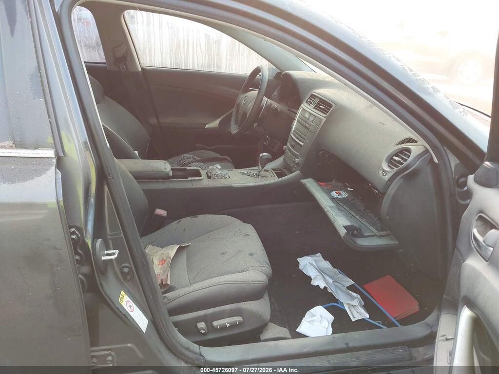 JTHBF5C25A5117108 2010 LEXUS IS 250 photo no. 5
