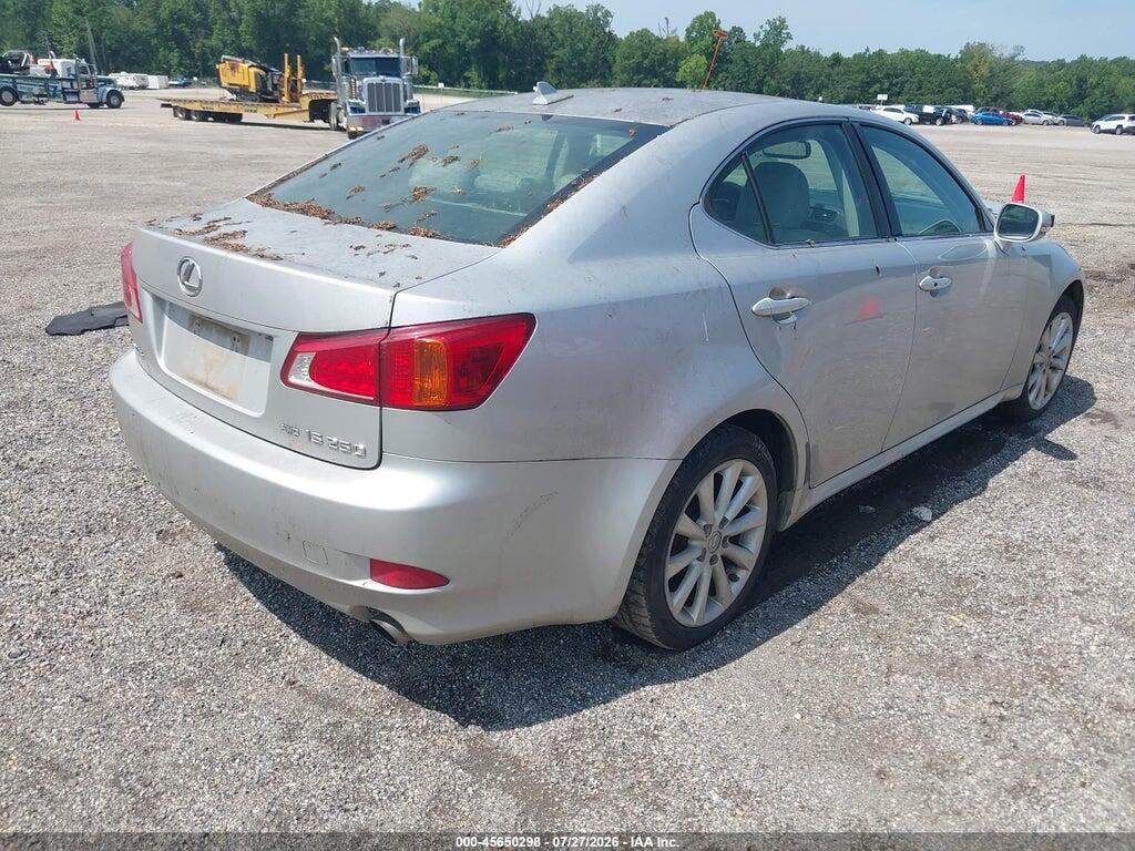 JTHCF5C21A5042153 2010 LEXUS IS 250 photo no. 4