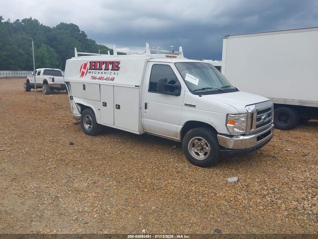 1FDWE3F63JDC00479 2018 FORD E-350 CUTAWAY photo no. 1