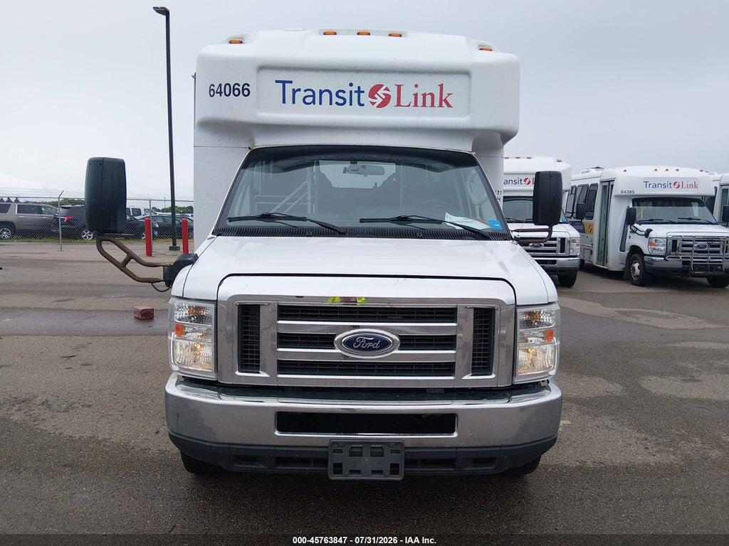 1FDFE4FS4JDC34630 2018 FORD E-450 CUTAWAY photo no. 12