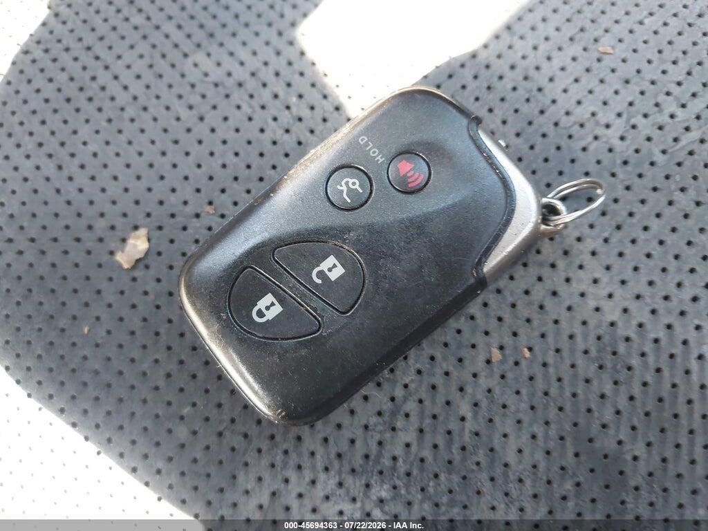 JTHFF2C25A2504372 2010 LEXUS IS 250C photo no. 11