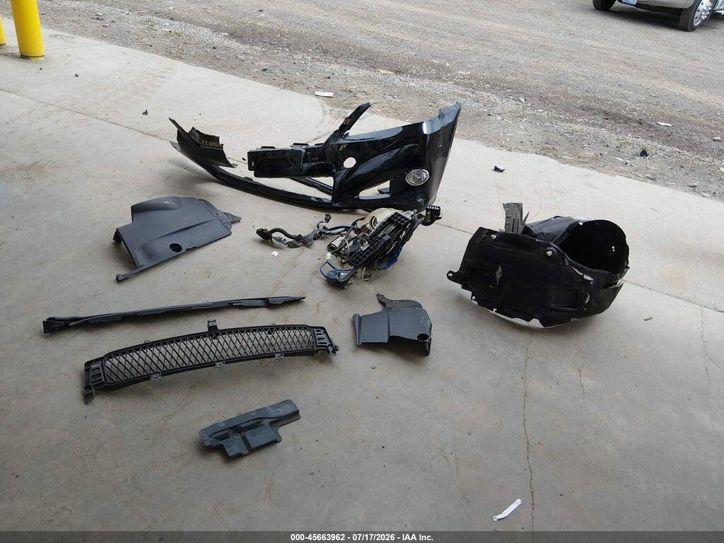 JTHFF2C27A2513235 2010 LEXUS IS 250C photo no. 11