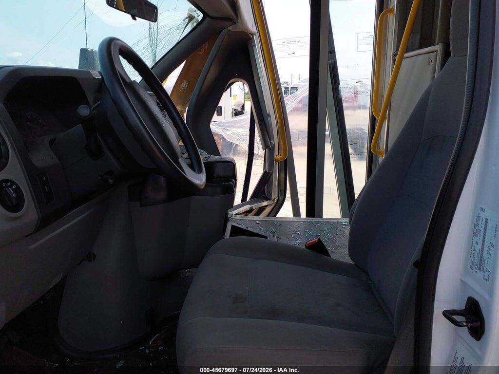 1FDEE3FL0GDC39590 2016 FORD E-350 CUTAWAY photo no. 7