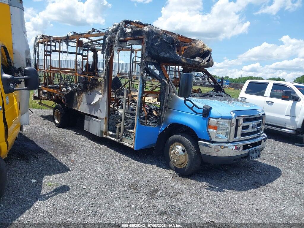 1FDFE4FS5GDC55043 2016 FORD E-450 CUTAWAY photo no. 1