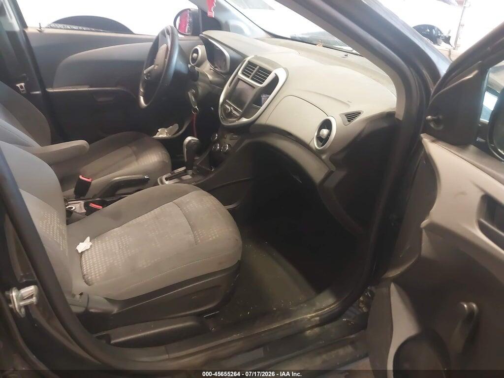 1G1JB5SB3L4100755 2020 CHEVROLET SONIC photo no. 5