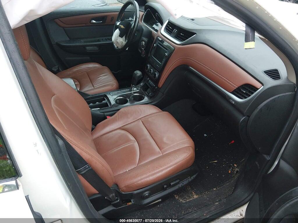 1GNKVHKD5FJ233522 2015 CHEVROLET TRAVERSE photo no. 5