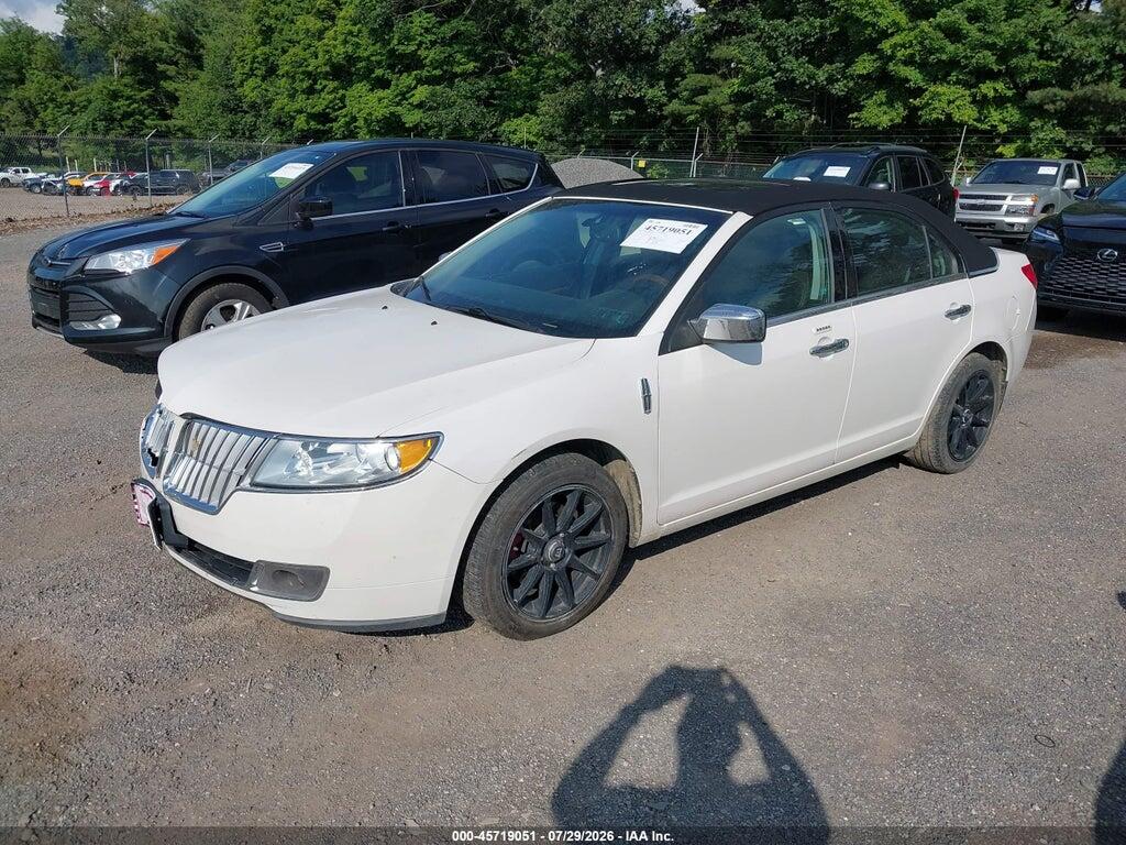 3LNHL2GCXAR643555 2010 LINCOLN MKZ photo no. 2