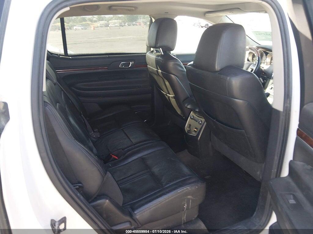 2LMHJ5AR3ABJ11362 2010 LINCOLN MKT photo no. 8