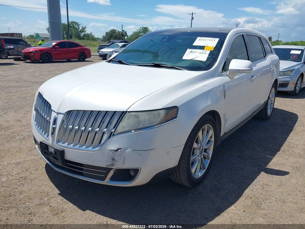 2LMHJ5AT4ABJ03685 2010 LINCOLN MKT photo no. 2