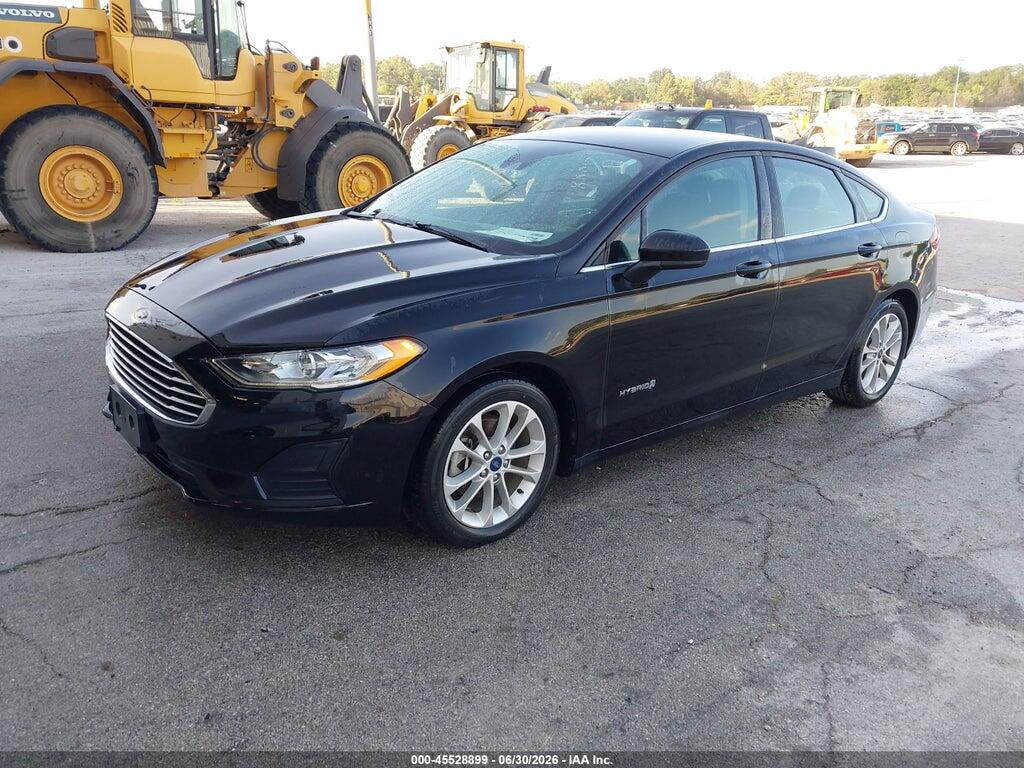 3FA6P0LU5KR274565 2019 FORD FUSION HYBRID photo no. 2