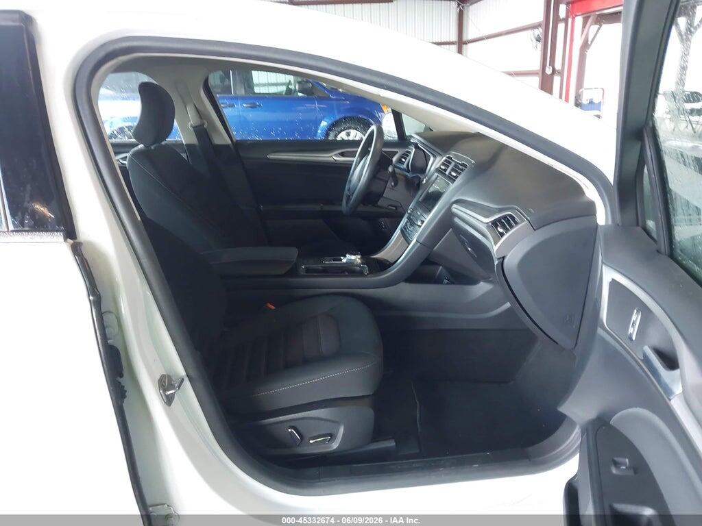 3FA6P0LU1KR115736 2019 FORD FUSION HYBRID photo no. 5
