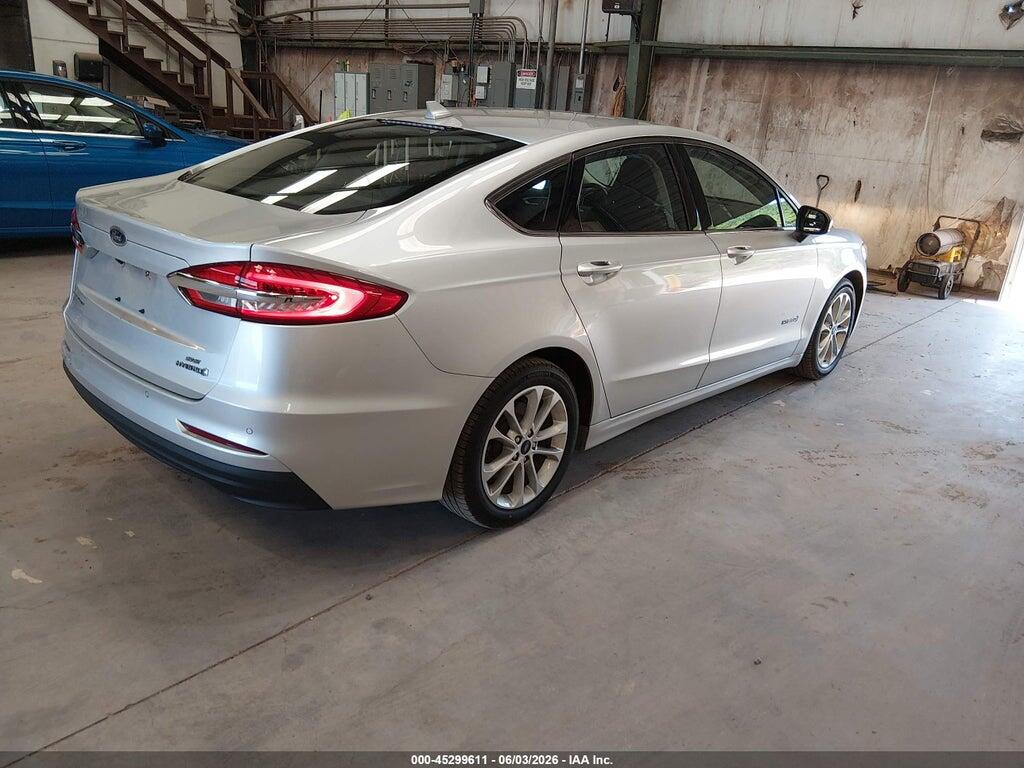 3FA6P0LU1KR149532 2019 FORD FUSION HYBRID photo no. 4