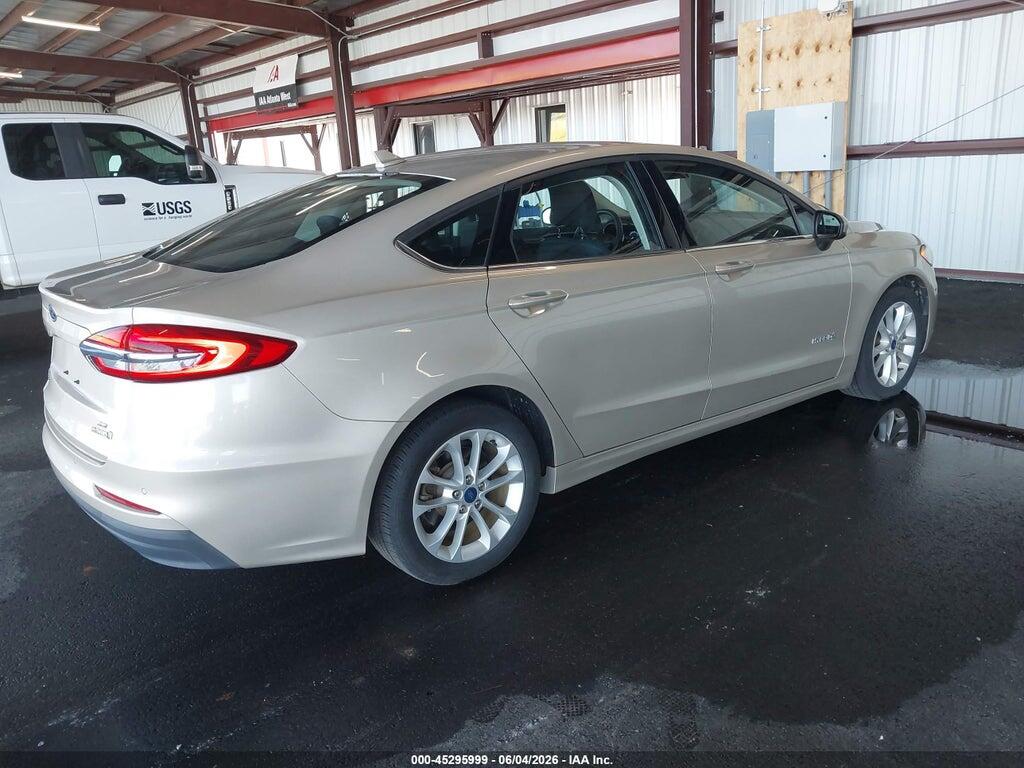 3FA6P0LU4KR115746 2019 FORD FUSION HYBRID photo no. 4