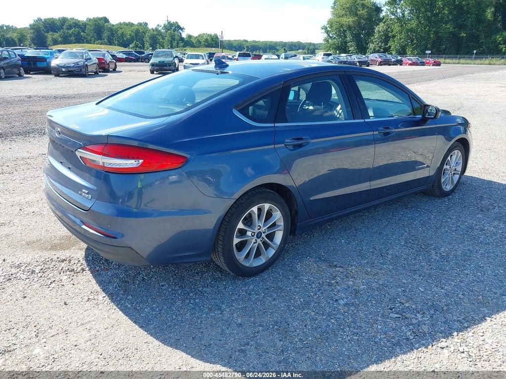 3FA6P0LU0KR258242 2019 FORD FUSION HYBRID photo no. 4