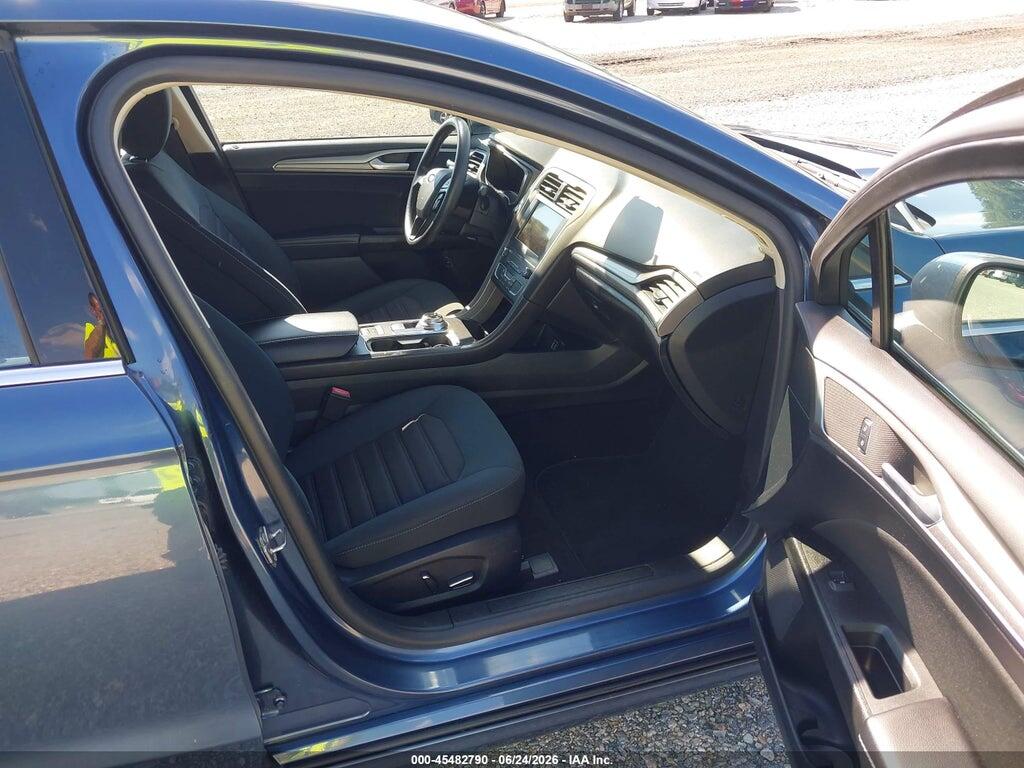 3FA6P0LU0KR258242 2019 FORD FUSION HYBRID photo no. 5
