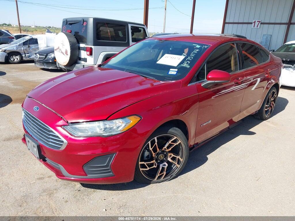 3FA6P0LU3KR220696 2019 FORD FUSION HYBRID photo no. 2