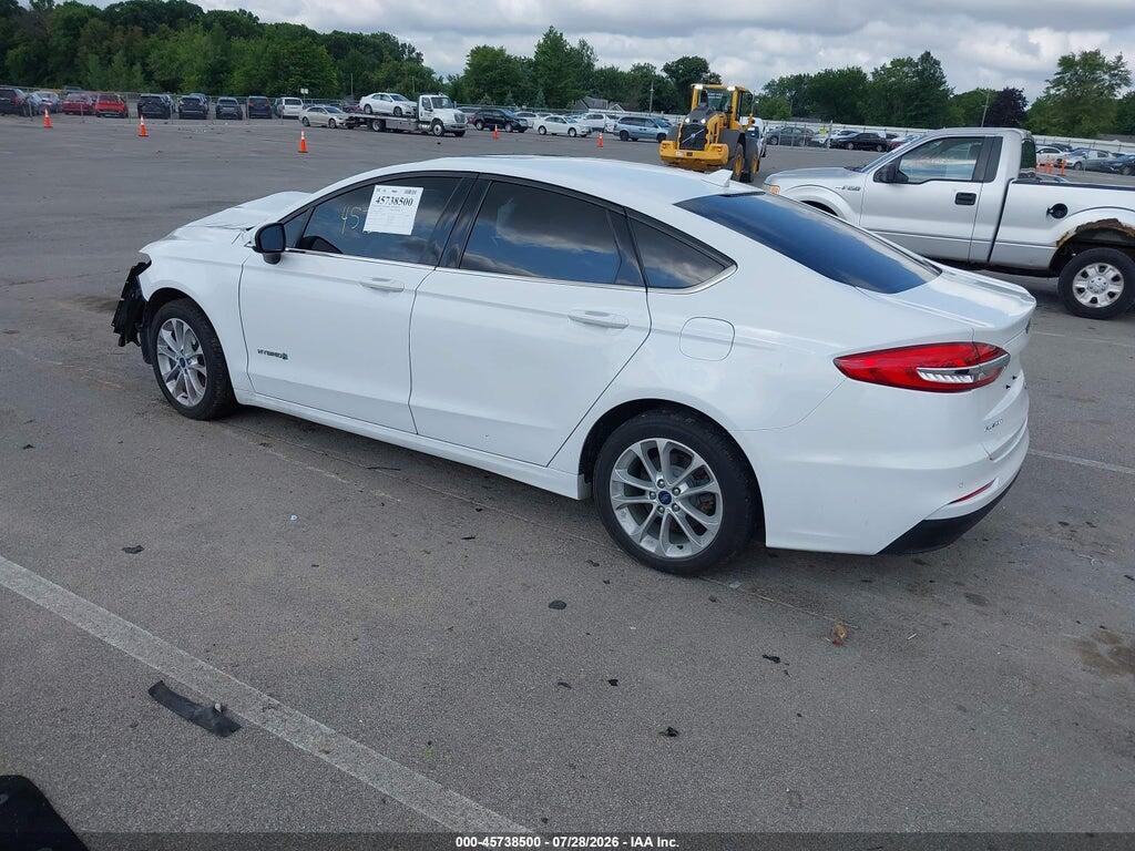 3FA6P0LU2KR120704 2019 FORD FUSION HYBRID photo no. 3