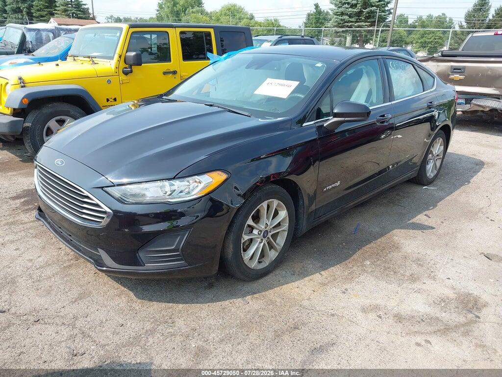 3FA6P0LU3KR130948 2019 FORD FUSION HYBRID photo no. 2