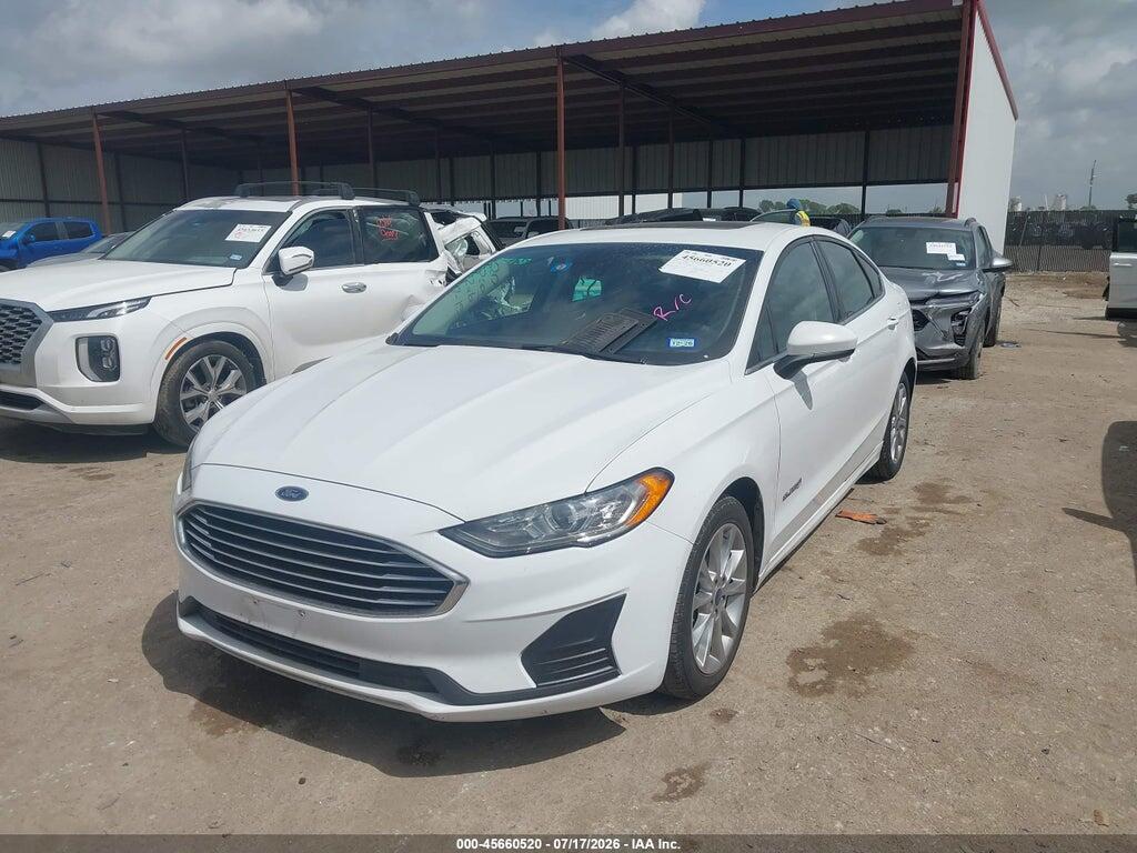 3FA6P0LU3KR118251 2019 FORD FUSION HYBRID photo no. 2