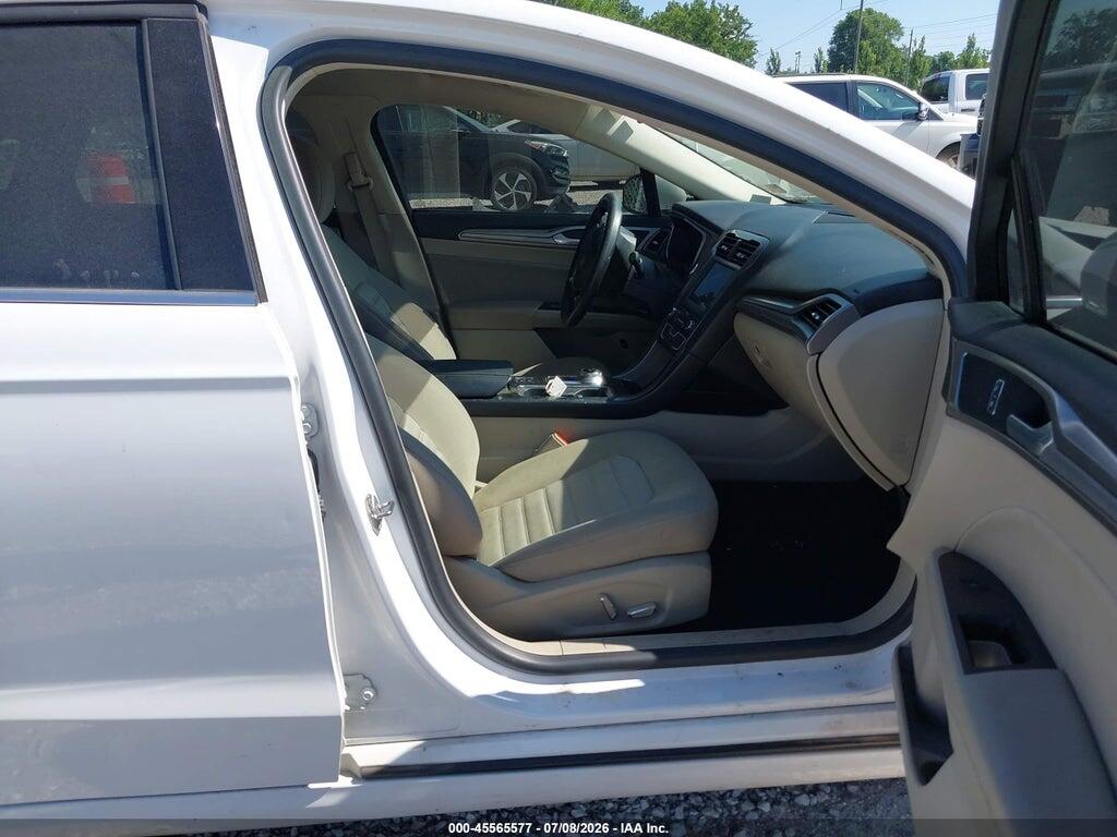 3FA6P0LU3KR220276 2019 FORD FUSION HYBRID photo no. 5
