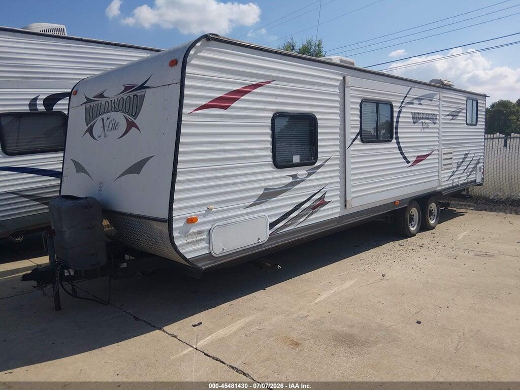4X4TWDD27DR343687 2013 FORE 281QBXL photo no. 2