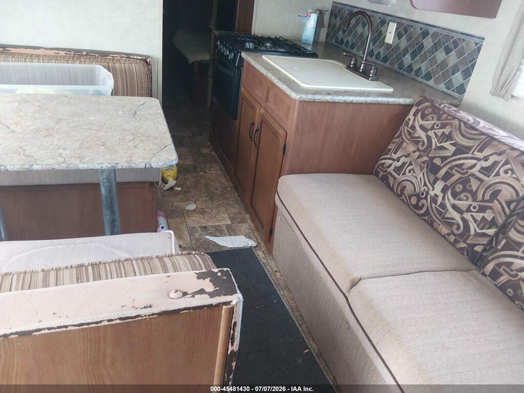 4X4TWDD27DR343687 2013 FORE 281QBXL photo no. 8