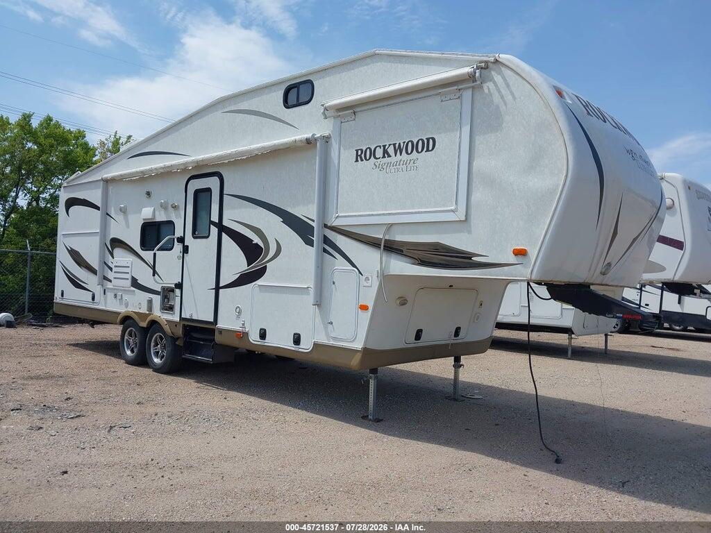 4X4FRLD2XD1846384 2013 FOREST RIVER ROCKWOOD SIGNATURE ULTRA LITE 5TH WHL TRAVEL TRAILER photo no. 1