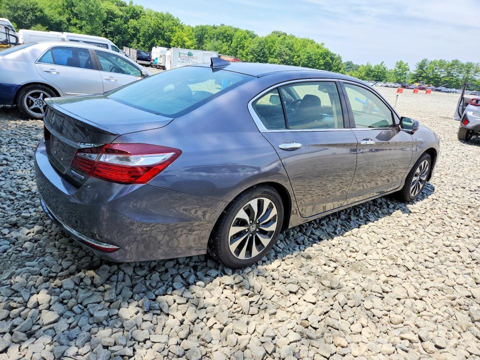 2017 HONDA ACCORD HYBRID — Фото 3 из 12